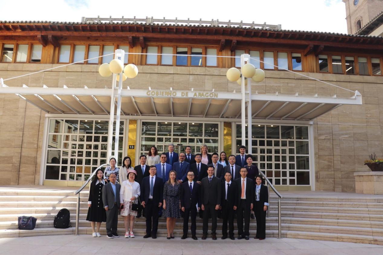 Government&ndash;Enterprise&ndash;University Collaboration to Jointly Draw a New Blueprint for New Energy Cooperation | TDG YUNET Explores Aragon and the University of Zaragoza in Depth
